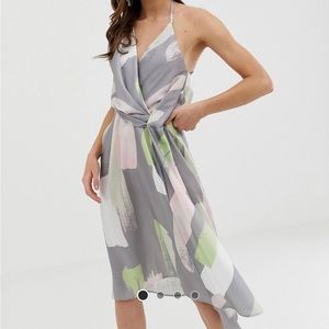 Worn once ASOS dress with detailed back.. very flattering fit